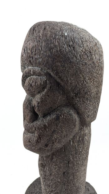 SCULPTURE in the style of the Vanuatu Archipelago
Tree...