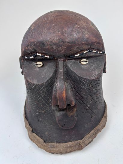 SET OF THREE MASKS, Democratic Republic of...