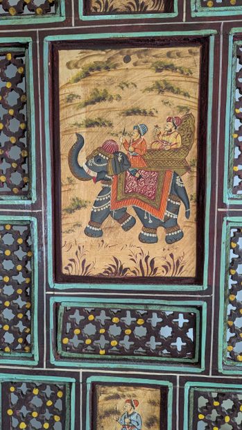 INDIA, 20th century.
Four-panel lacquered...