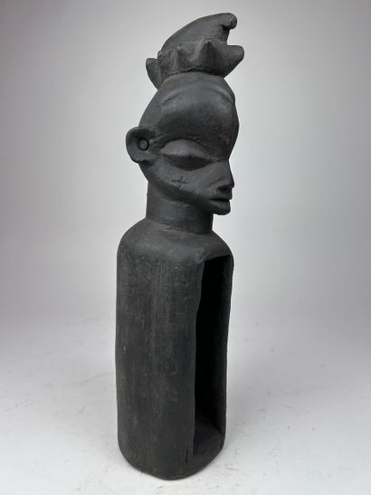 Yaka-style SLOT DRUM, Democratic Republic...