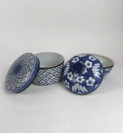 ASIA 
TWO LIDDED BOXES made of white porcelain:...