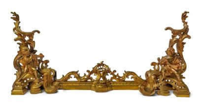 Paire de chenets et barre de foyer en bronze...