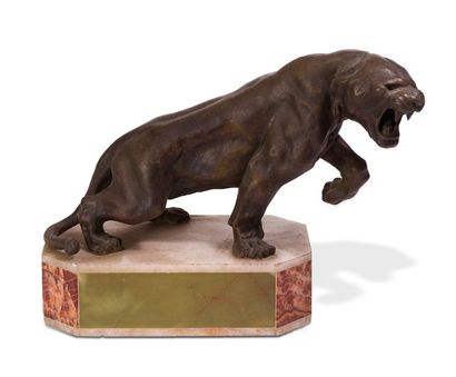 Ecole Française. Vers 1920-1930
Tigre

Sculpture...