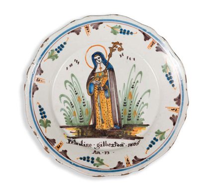 Nevers.

Assiette à bordure contournée, décor...