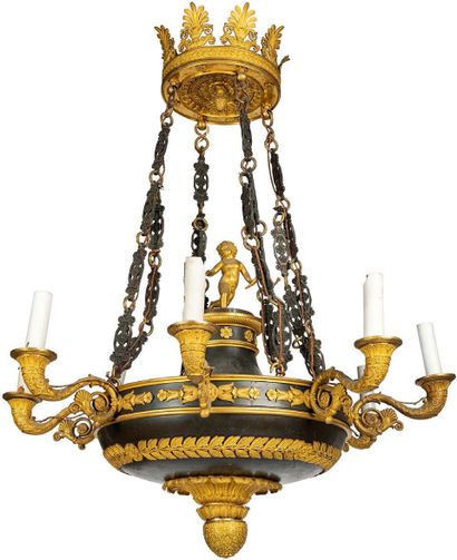 Lustre à huit lumières en forme de lampe...