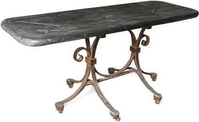Table de dissection, le plateau en marbre...