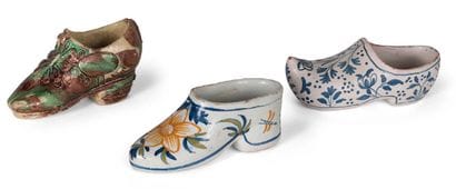 SAINTONGE
Soulier en poterie vernissée à...