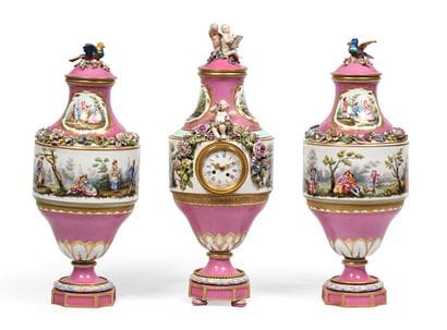 MEISSEN
Importante garniture en porcelaine...