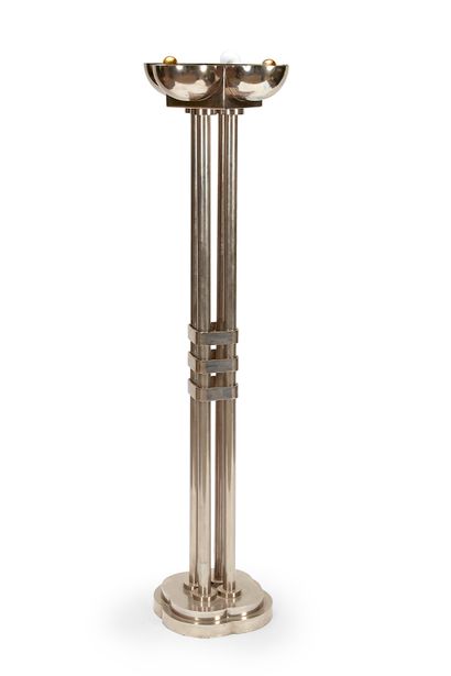 Lampe de parquet en métal, le fût à quatre...