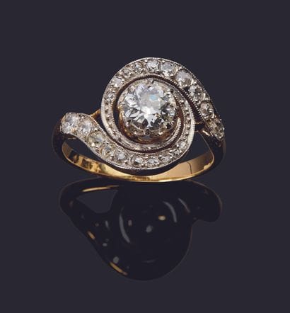 Ring in 18K (750/000) yellow gold set with...