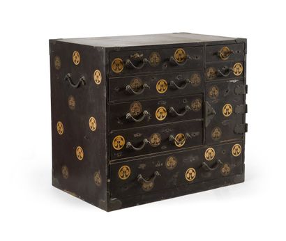 JAPAN - EDO period (1603 - 1868), 19th century
Cabinet...