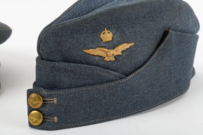 Casquette d’Officier de la RAF, en drap bleu,...