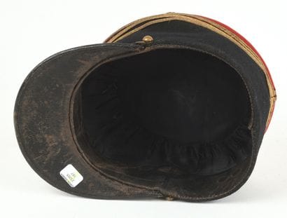 Képi de Capitaine du 4è, en drap rouge, bandeau...