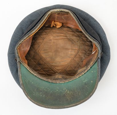 Casquette d’Officier de la RAF, en drap bleu,...
