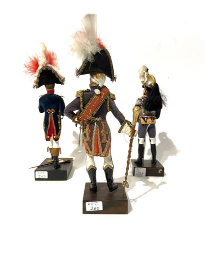 Figurines Marcel Riffet Lot of 3 pieces:...