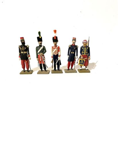 Bonfils figurines. Lot of 5 pedestrians,...