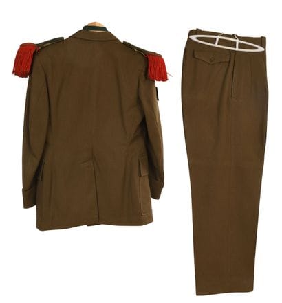 Uniforme de Sergent de la Légion étrangère:...
