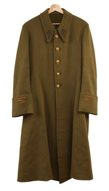 Manteau de Capitaine, en drap kaki, à col...