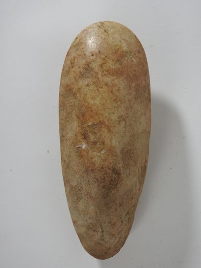 Hache polie en silex d’époque néolithique.L...