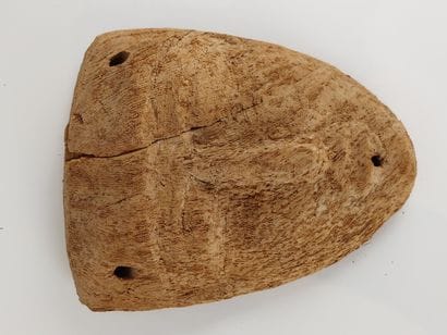 Masque de sarcophage.Bois de palmier.en l’état.Basse...