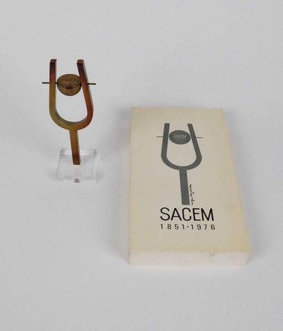 Roger Bezombes (1913-1994)

Diapason Sacem,...