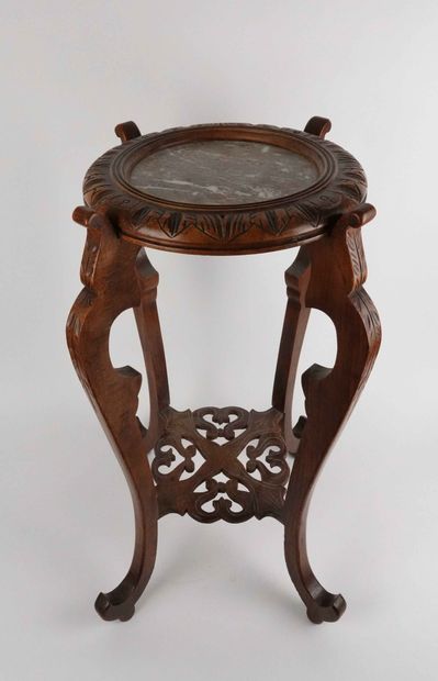 Small four-legged pedestal table in wood...