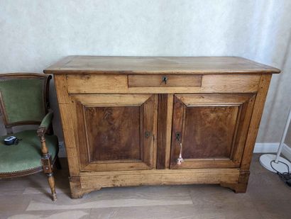 ON DESIGNATION /

Sideboard in natural wood...