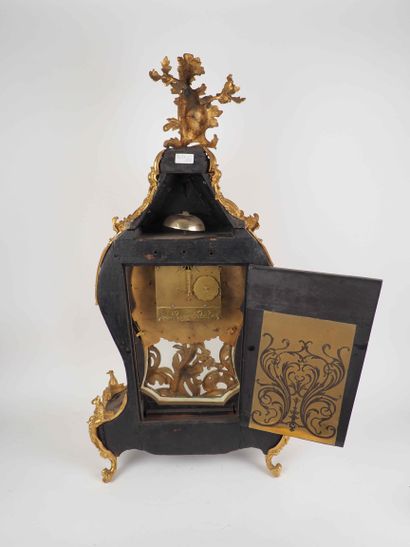 Wall clock in Boulle marquetry, with an agitated...
