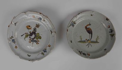Two earthenware plates 

End of the 19th...