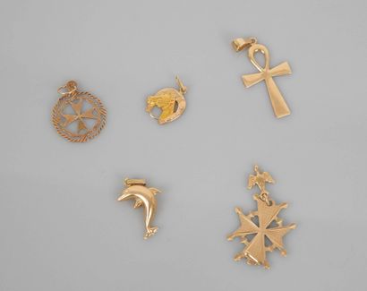 A set of five 18 K gold pendants

Weight...