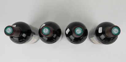 4 bottles Lascombes 1998 

Slightly stained...