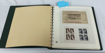 France: Red Cross notebooks, complete from...