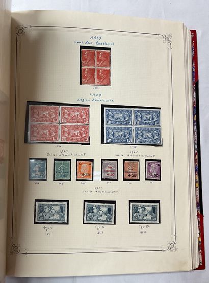 France: Extensive collection of classic and...