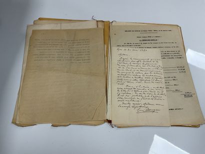 France + miscellaneous: Set of documents...