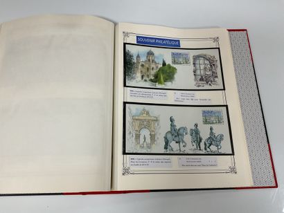 France: Lot of Philatelic Souvenirs and Common...