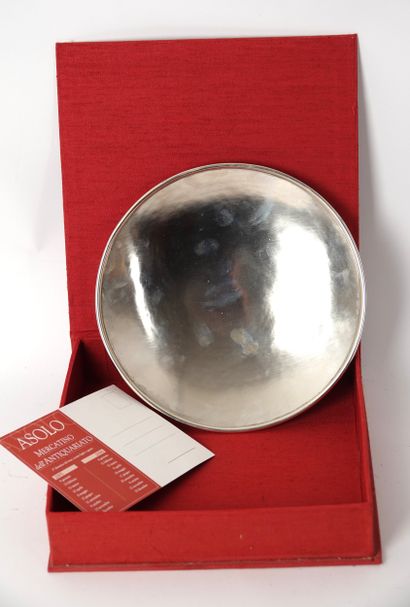 Damini - Asolo
Dish in hammered silver 800/1000,...