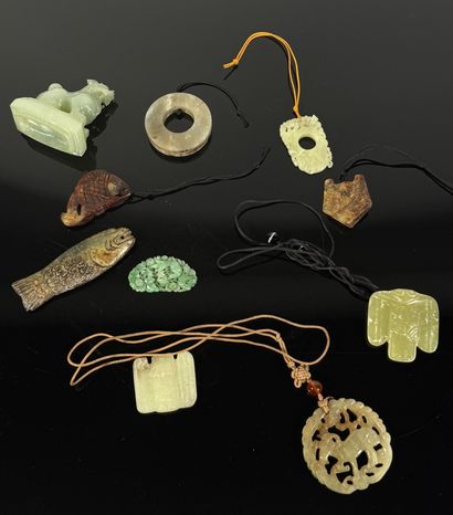 Chine

Ensemble de 10 statuettes en jade...