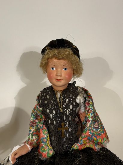 Jules Verlingue, Petite Française

Tête en...