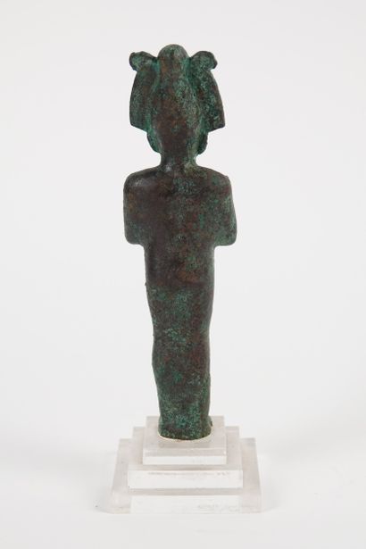 Statuette représentant Osiris portant les...