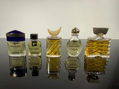 Set of 15 miniatures of various perfumes...