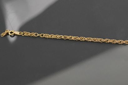 Bracelet en or jaune 9K 375 millièmes à mailles...