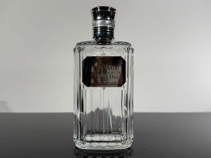 CHRISTIAN DIOR

Set of 3 empty ribbed glass...
