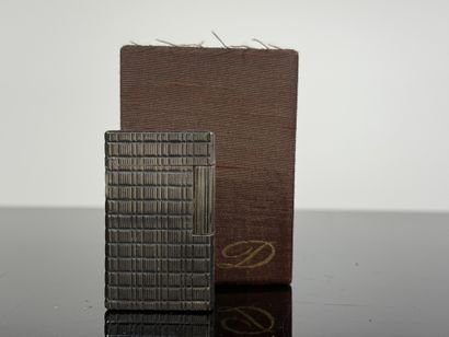 S.T DUPONT

Modèle Prince de Galles

Briquet...