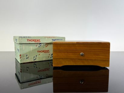 THORENS Suisse

Boîte à musique en bois,...
