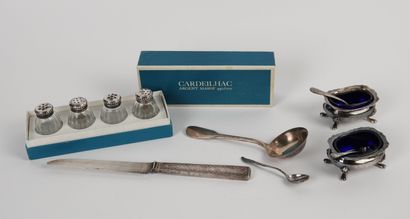Set of shaped pieces in silver and silver-plated...