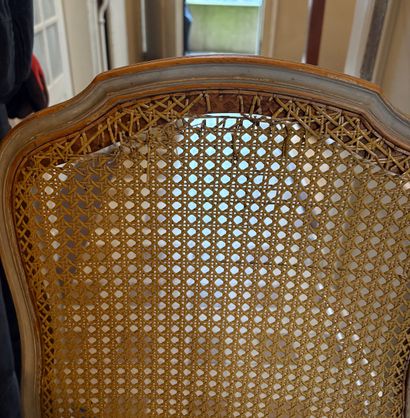 VENDU SUR DESIGNATION

Suite de huit chaises...