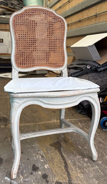 VENDU SUR DESIGNATION

Suite de huit chaises...