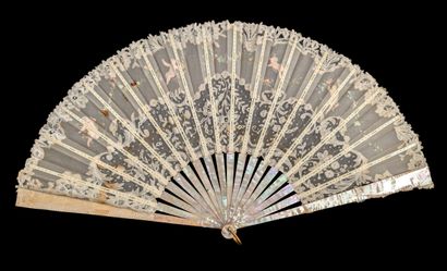Eventail de mariée, vers 1900
Feuille en...