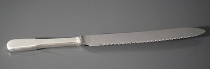 Couteau à pain, modèle uniplat, le manche...