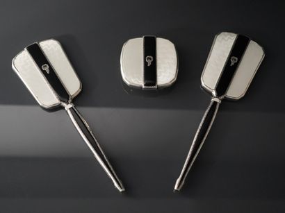 Silver toiletry set including two hand mirrors...
